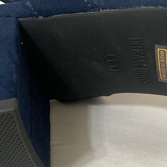 Dream Pairs Suede Block Heel Sandals: Women’s 11 - Picture 4 of 4